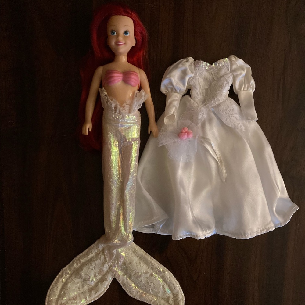 Vintage 1991 Tyco Disney The Little Mermaid Beautiful Bride Ariel Barbie Doll